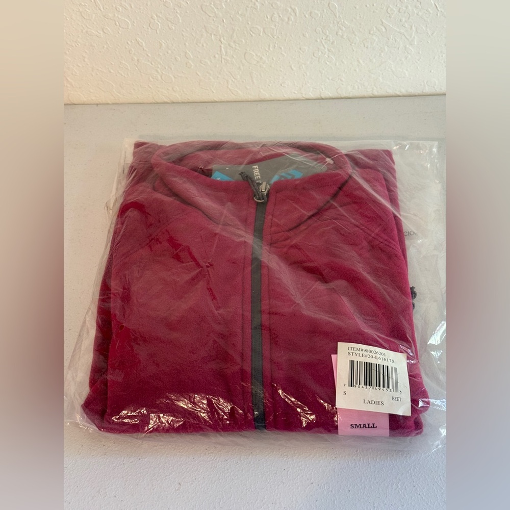 Free Country Women's Soft MicroFleece Zip Up Jacket Sweater Size Small Beet NEW